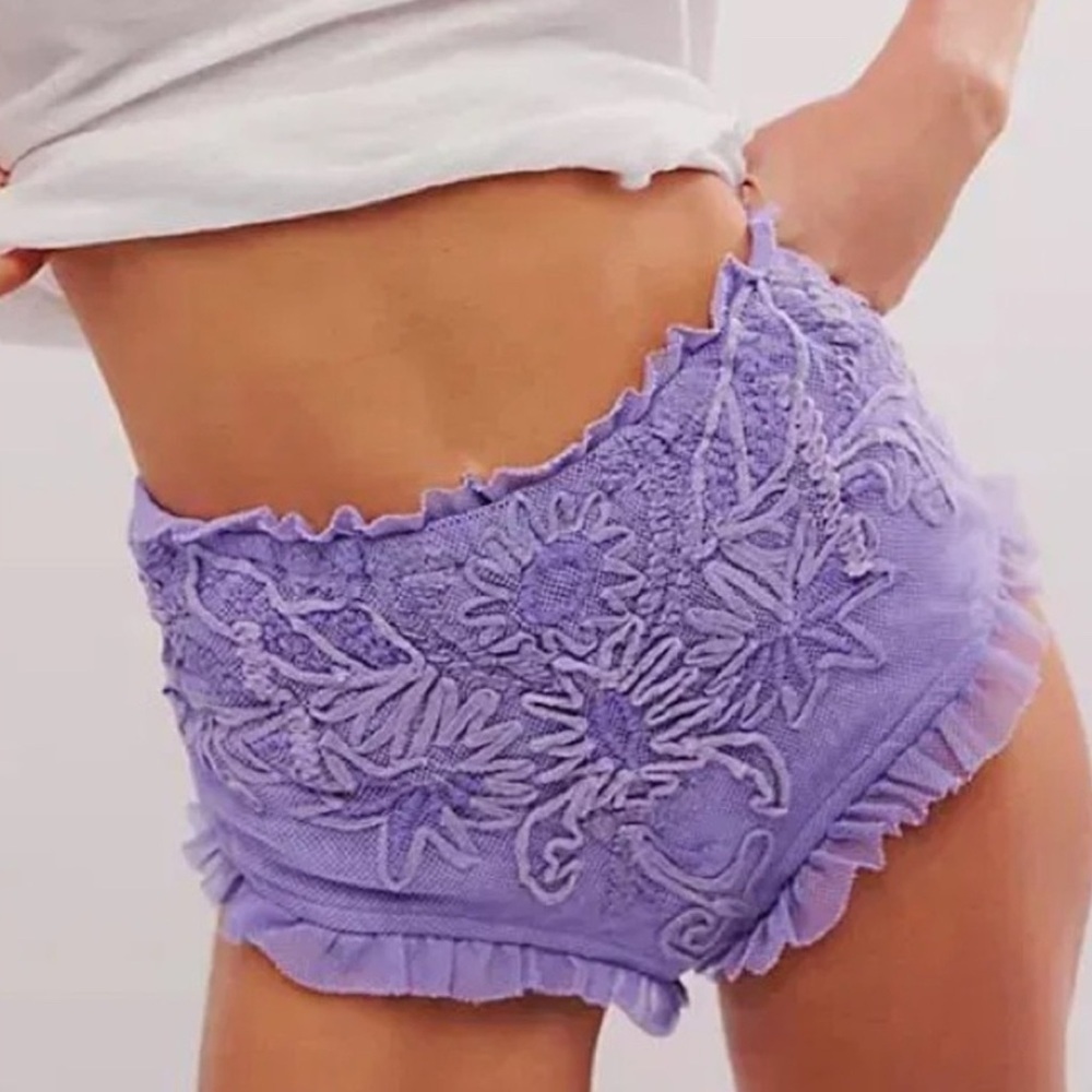 NWOT FREE PEOPLE, In Bloom Bloomer Shorts, Small In Electric Orchid